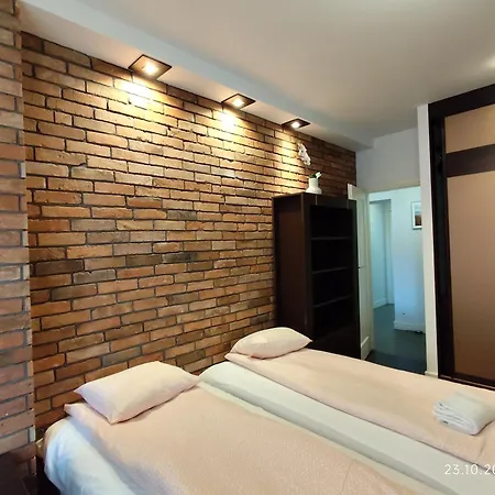 Grand-tourist Trident Apartman *